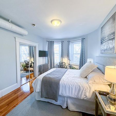 Ferienwohnung Huge,3 Bed,2Bath,Public Transport,Boston,Sleeps 9 Brookline Exterior foto