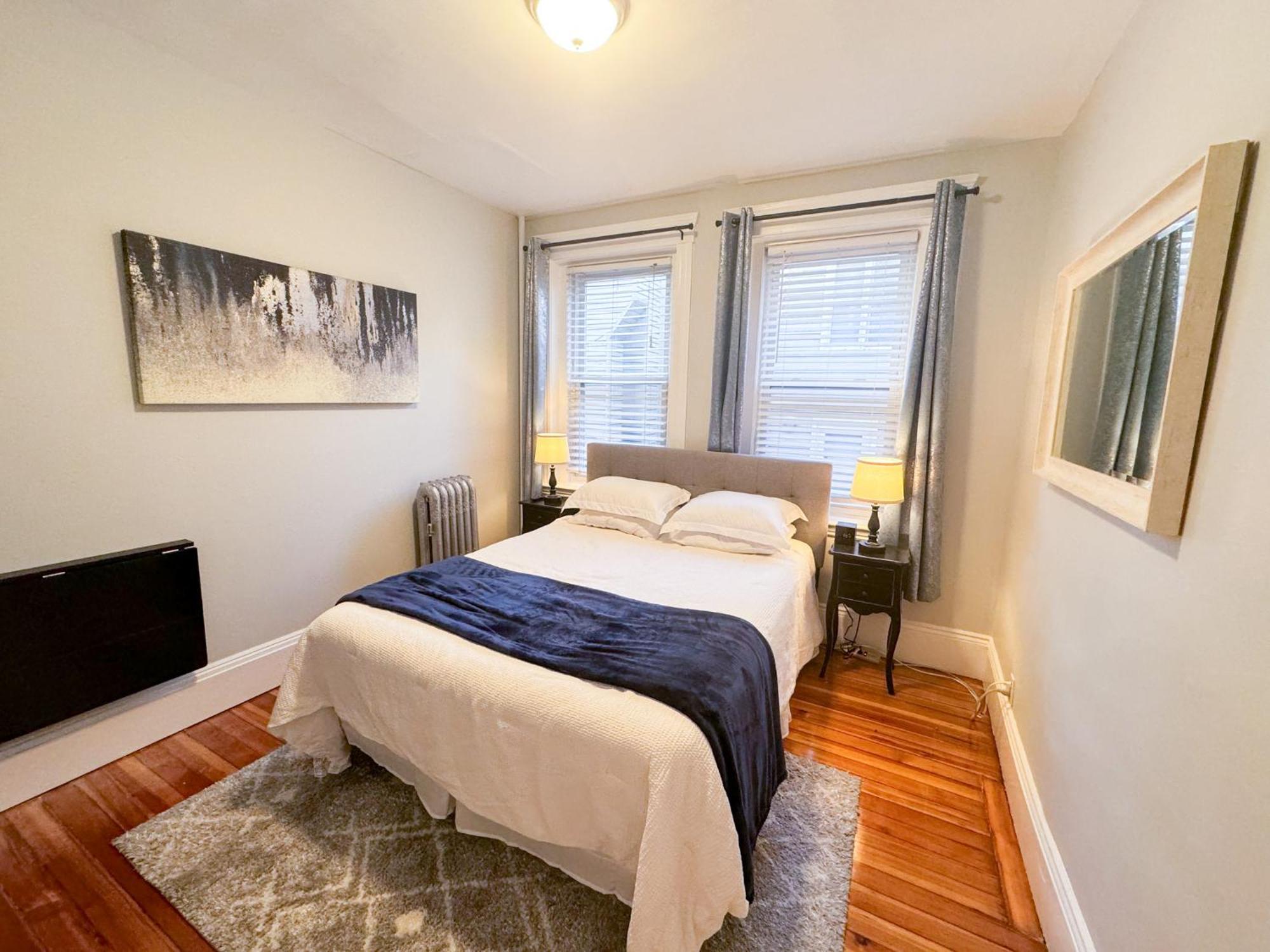Ferienwohnung Huge,3 Bed,2Bath,Public Transport,Boston,Sleeps 9 Brookline Exterior foto